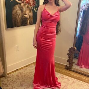 Chic Scarlet Velvet Evening Dress